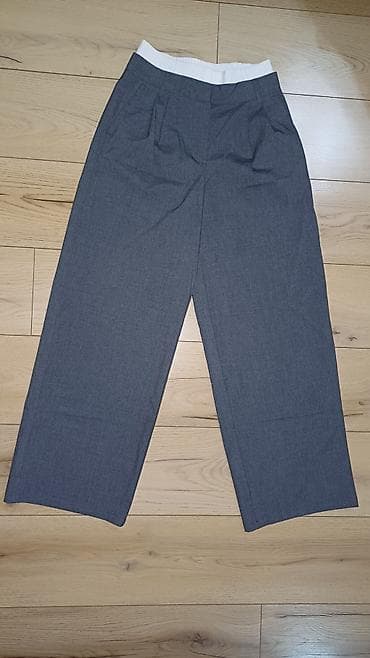 pantalone butiku ali: Bershka ženske pantalone - Model: ravne nogavice, blago šireg kroja - na lalafo.rs — 1 pantalone butiku ali: Bershka ženske pantalone - Model: ravne nogavice, blago šireg kroja - — 1