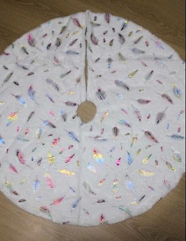 Tepisi okrugli za ispod jelke, imamo 3 dezena: *beli sa srebrnim na lalafo.rs — 3 Tepisi okrugli za ispod jelke, imamo 3 dezena: *beli sa srebrnim — 3