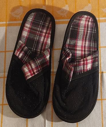 Papuče, veličina - 44 na lalafo.rs Papuče, veličina - 44