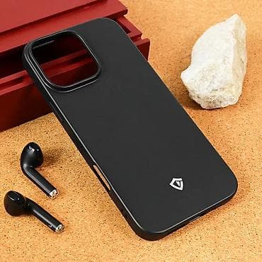 Maska Teracell Skin za iPhone 16 Pro Max 6.9 mat crna. Kataloški broj na lalafo.rs — 1 Maska Teracell Skin za iPhone 16 Pro Max 6.9 mat crna. Kataloški broj — 1