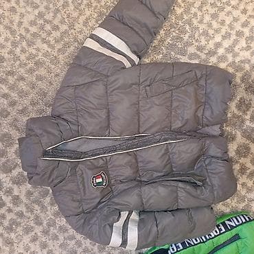 Paket dečije garderobe (dečak), razni komadi i stilovi. Sadržaj: - na lalafo.rs — 7 Paket dečije garderobe (dečak), razni komadi i stilovi. Sadržaj: - — 7