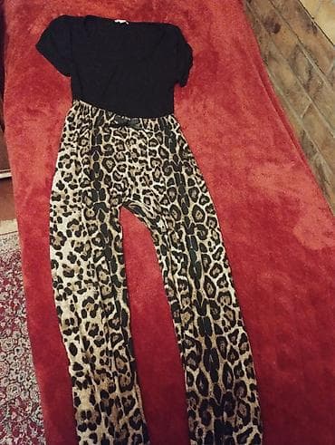 Pajamas: Pidžama M/L ima elastina nošena dva puta nova at lalafo.rs — 1 Pajamas: Pidžama M/L ima elastina nošena dva puta nova — 1