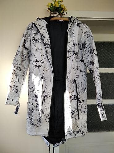 Jakna vel. M/L u dobrom stanju na lalafo.rs — 2 Jakna vel. M/L u dobrom stanju — 2