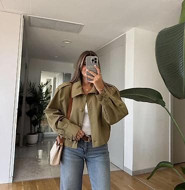 🔥Ženska kratka jakna – prolećni model u više boja
✅3 na lalafo.rs — 9 🔥Ženska kratka jakna – prolećni model u više boja
✅3 — 9