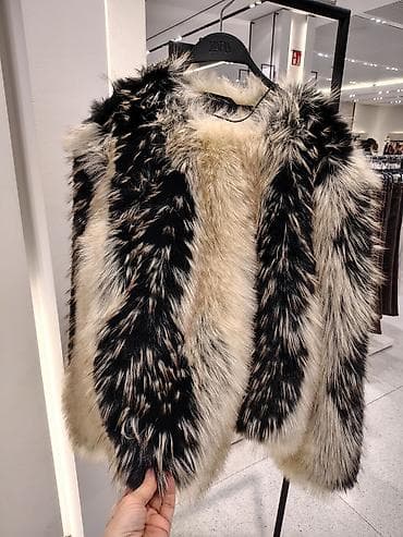 ZARA ženska jakna od veštačkog krzna M - Model: kratka bunda/jakna na lalafo.rs — 4 ZARA ženska jakna od veštačkog krzna M - Model: kratka bunda/jakna — 4