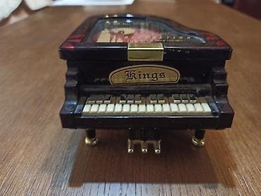 Neispravna muzička kutija - klavir at lalafo.rs — 3 Neispravna muzička kutija - klavir — 3