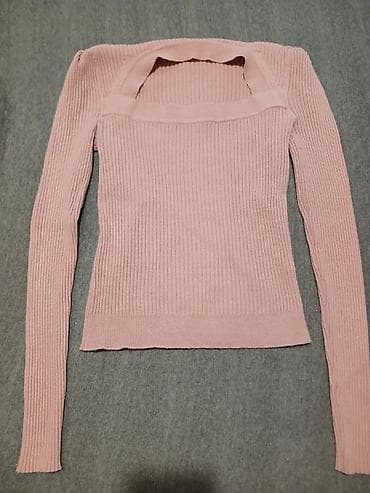 Rebrasta ženska bluza/džemper od finog pletiva, u puder‑roze boji na lalafo.rs Rebrasta ženska bluza/džemper od finog pletiva, u puder‑roze boji