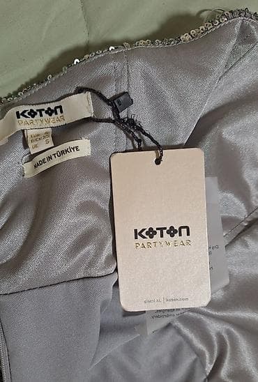 Koton Partywear mini haljina bez bretela, srebrna, potpuno prekrivena na lalafo.rs — 5 Koton Partywear mini haljina bez bretela, srebrna, potpuno prekrivena — 5