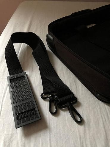 Poslovna torba malo korišćena, u dobrom stanju. Ima puno pregrada i na lalafo.rs — 5 Poslovna torba malo korišćena, u dobrom stanju. Ima puno pregrada i — 5
