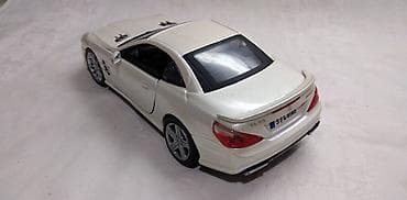Burago Mercedes Benz SL 65 AMG,1:24. 2 točka nisu original,a 1 se na lalafo.rs — 4 Burago Mercedes Benz SL 65 AMG,1:24. 2 točka nisu original,a 1 se — 4