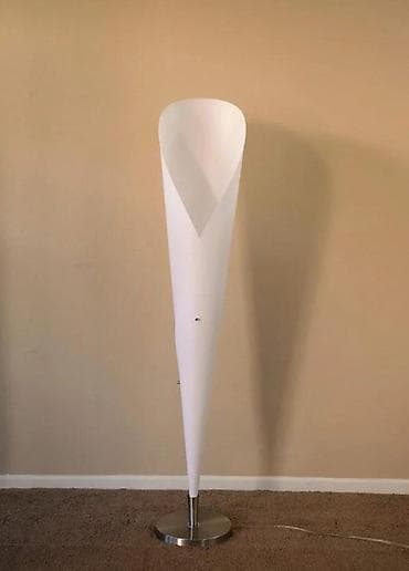 Antique Decor: Podna lampa Tulip – bela, EU utikač, 1x E27 - Dizajn inspirisan at lalafo.rs — 9 Antique Decor: Podna lampa Tulip – bela, EU utikač, 1x E27 - Dizajn inspirisan — 9