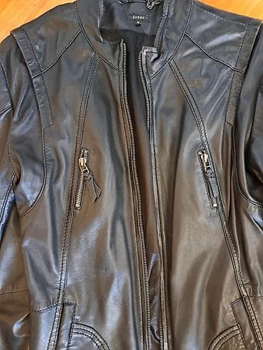 Zenski prsluk tamno zeleni, sa kapuljacom postavljen, duzi sa na lalafo.rs — 10 Zenski prsluk tamno zeleni, sa kapuljacom postavljen, duzi sa — 10