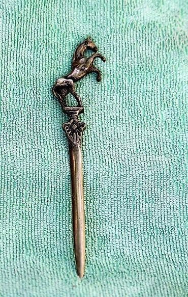 Antiques: Vintage mesingani nož za pisma sa figurom konja. ANTIKVITET par at lalafo.rs — 3 Antiques: Vintage mesingani nož za pisma sa figurom konja. ANTIKVITET par — 3
