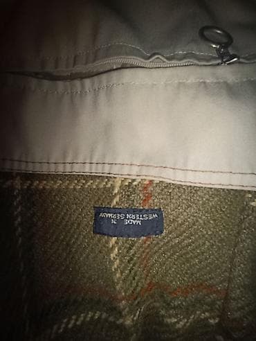 Muški mantil sa slike,bukvalno par puta nošen ( bez oštećenja), sa na lalafo.rs — 5 Muški mantil sa slike,bukvalno par puta nošen ( bez oštećenja), sa — 5