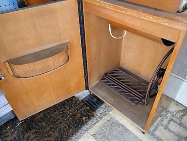 Bagat šivaća mašina u originalnom drvenom kabinetu - Model: Bagat at lalafo.rs — 2 Bagat šivaća mašina u originalnom drvenom kabinetu - Model: Bagat — 2