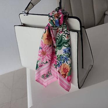 Wraps: Nova H&M ukrasna marama. Moze i za tasnu, da se omota i oko rucke at lalafo.rs — 7 Wraps: Nova H&M ukrasna marama. Moze i za tasnu, da se omota i oko rucke — 7