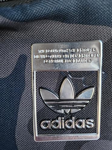 Torbica Adidas, original, kao nova,dva puta korisčena na lalafo.rs — 3 Torbica Adidas, original, kao nova,dva puta korisčena — 3