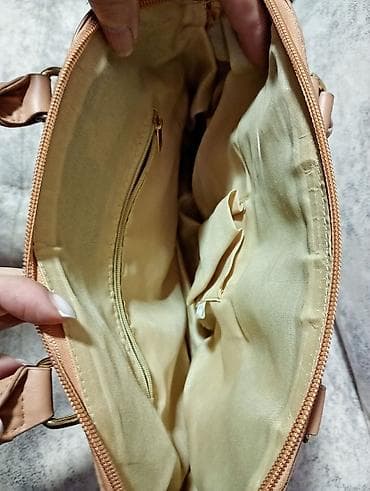 Ženska torba – bež/boja kože - Materijal: platno sa monogram printom at lalafo.rs — 4 Ženska torba – bež/boja kože - Materijal: platno sa monogram printom — 4