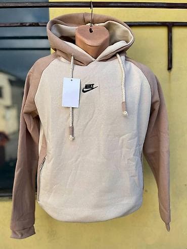 Muški duksevi M,L,XL,XXL veličine turski kvalitetni 1 komad 3200 na lalafo.rs — 8 Muški duksevi M,L,XL,XXL veličine turski kvalitetni 1 komad 3200 — 8