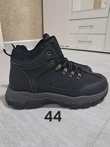 Muške zimske/treking patike – broj 44 - Boja: crna sa tamnosivim na lalafo.rs — 1 Muške zimske/treking patike – broj 44 - Boja: crna sa tamnosivim — 1