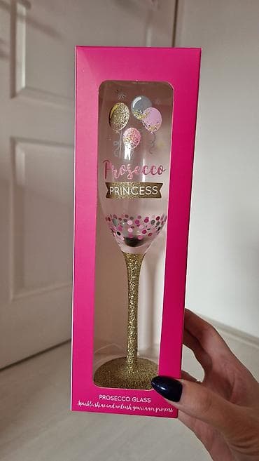 Nova casa za sampanjac i prosseco na lalafo.rs — 2 Nova casa za sampanjac i prosseco — 2