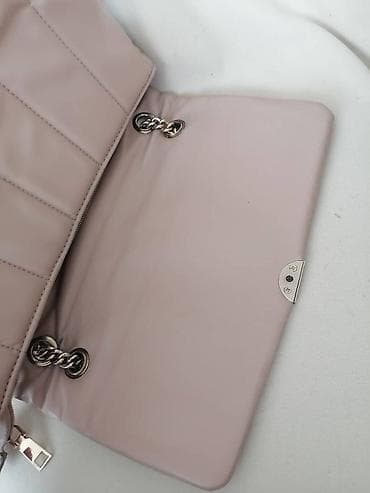 FrancescA tasna dugim kaisom. Duzina kaisa se moze provlacenjem lanca na lalafo.rs — 8 FrancescA tasna dugim kaisom. Duzina kaisa se moze provlacenjem lanca — 8