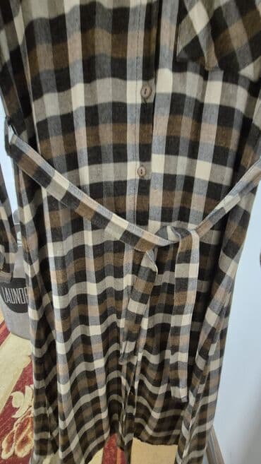 Ženska košulja-haljina na kopčanje - Uzorak: krupni karirani dezen u na lalafo.rs Ženska košulja-haljina na kopčanje - Uzorak: krupni karirani dezen u