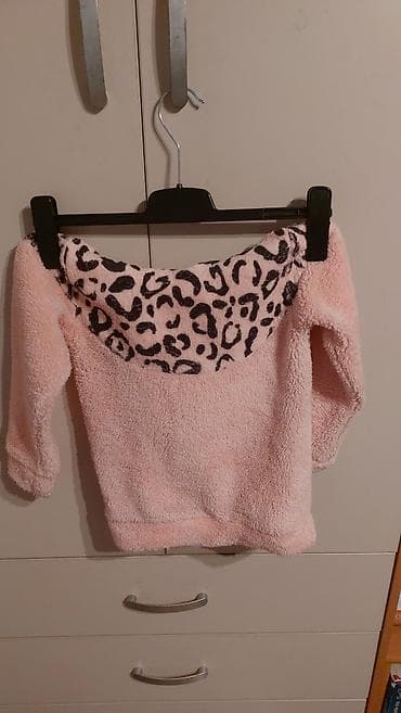 Zimski deblji kompletic roze/tigrasti duksic sa kapuljacom i tigrasta na lalafo.rs — 1 Zimski deblji kompletic roze/tigrasti duksic sa kapuljacom i tigrasta — 1