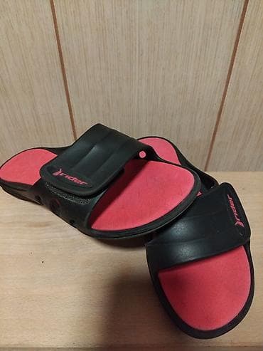 Slippers 40, color - Black at lalafo.rs Slippers 40, color - Black