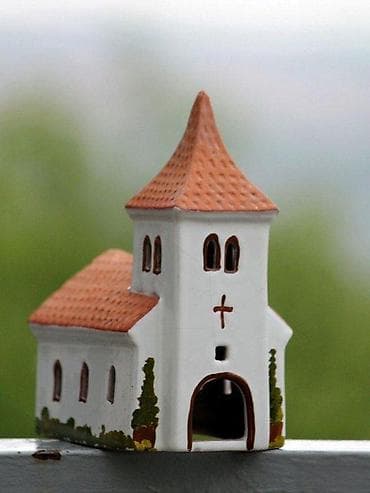 CHURCH vintage England Ceramic. Ručno slikano. Prelepa stara engeska na lalafo.rs CHURCH vintage England Ceramic. Ručno slikano. Prelepa stara engeska