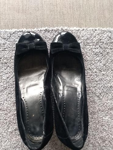 Bata kožne cipele, broj. 37. Odlično očuvane. Pogledajte i ostale na lalafo.rs — 3 Bata kožne cipele, broj. 37. Odlično očuvane. Pogledajte i ostale — 3