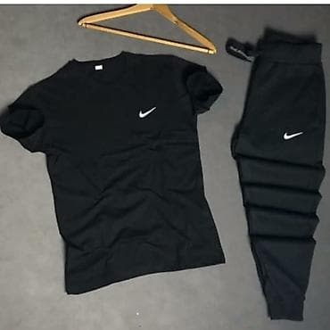 Zenski komplet
S M L XL 2XL na lalafo.rs — 3 Zenski komplet
S M L XL 2XL — 3