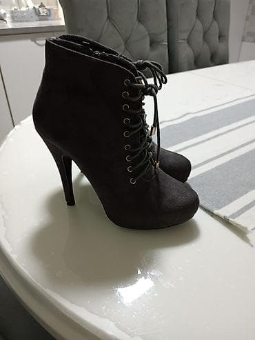 Ženske gležnjače na štiklu - Model: gležnjače sa visokom, tankom na lalafo.rs — 3 Ženske gležnjače na štiklu - Model: gležnjače sa visokom, tankom — 3