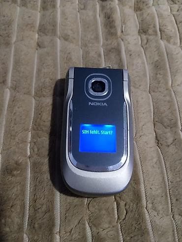 Nokia preklopni telefon (clamshell) - Model sa spoljnim ekranom plave na lalafo.rs Nokia preklopni telefon (clamshell) - Model sa spoljnim ekranom plave