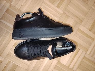 Louis Vuitton patike – crne, kožne, niskog profila UG 25cm - Model na lalafo.rs — 3 Louis Vuitton patike – crne, kožne, niskog profila UG 25cm - Model — 3