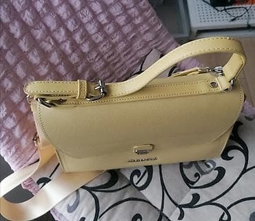 Marina galanti nova firmirana Tašna
Prelepa na lalafo.rs — 2 Marina galanti nova firmirana Tašna
Prelepa — 2