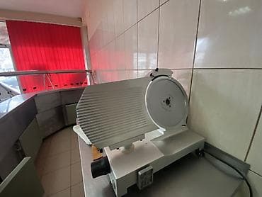 Zbog zatvaranja objekta prodaje se kompletan inventar mesare – spremno na lalafo.rs — 9 Zbog zatvaranja objekta prodaje se kompletan inventar mesare – spremno — 9