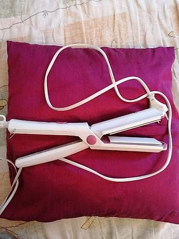 Pegla za kosu, odlična, malo korišćena kao nova na lalafo.rs — 2 Pegla za kosu, odlična, malo korišćena kao nova — 2