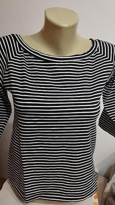 Women's Clothing: Majica na pruge.
Pogledajte i ostale moje oglase at lalafo.rs — 2 Women's Clothing: Majica na pruge.
Pogledajte i ostale moje oglase — 2