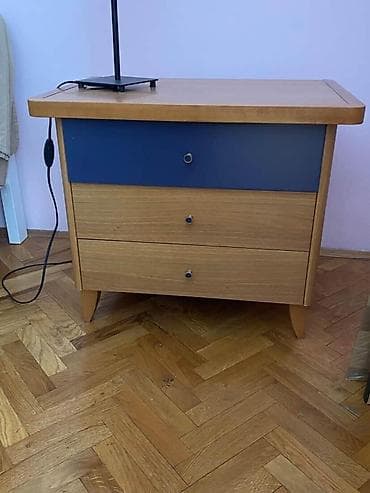 Nocni ormaric od kvalitetnog univera u odlicnom stanju. Dimenzije na lalafo.rs Nocni ormaric od kvalitetnog univera u odlicnom stanju. Dimenzije