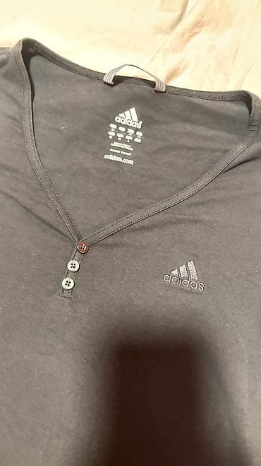 Crno-siva Adidas majica, pamuk, vel M na lalafo.rs — 3 Crno-siva Adidas majica, pamuk, vel M — 3