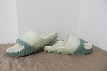 ADIDAS Original br45 29cm unutrasnje gaziste stopala, fantasticne na lalafo.rs — 1 ADIDAS Original br45 29cm unutrasnje gaziste stopala, fantasticne — 1