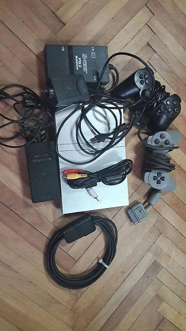 PS 2 Sony Playstation SCPH-70004 sa modovanom karticom od 8 mb na lalafo.rs — 1 PS 2 Sony Playstation SCPH-70004 sa modovanom karticom od 8 mb — 1