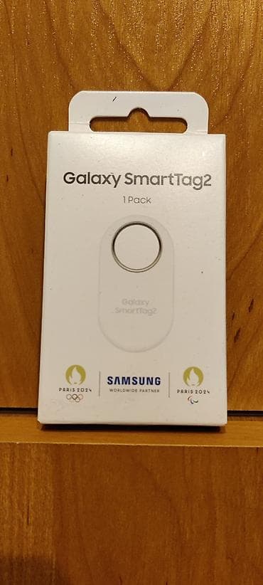 Mobile Phones & Accessories: Galaxy SmartTag2 Beli Novo Original Robu mozete licno preuzeti na NBG at lalafo.rs — 1 Mobile Phones & Accessories: Galaxy SmartTag2 Beli Novo Original Robu mozete licno preuzeti na NBG — 1