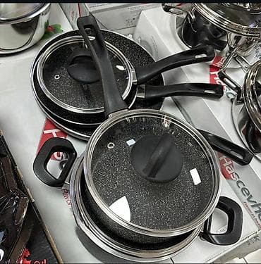 Set tiganja i plićih šerpi sa poklopcima - Materijal: aluminijumsko na lalafo.rs Set tiganja i plićih šerpi sa poklopcima - Materijal: aluminijumsko