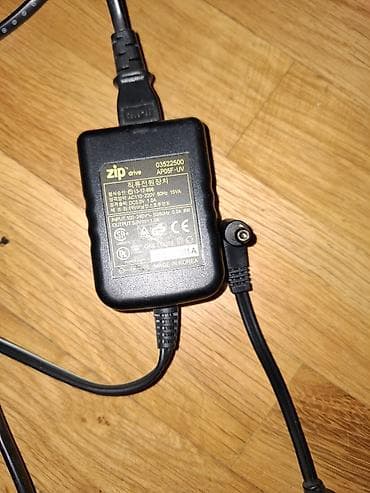 ZIP drive adapter AP05F (model: AP05F-UV) - Originalni napajanje za na lalafo.rs ZIP drive adapter AP05F (model: AP05F-UV) - Originalni napajanje za