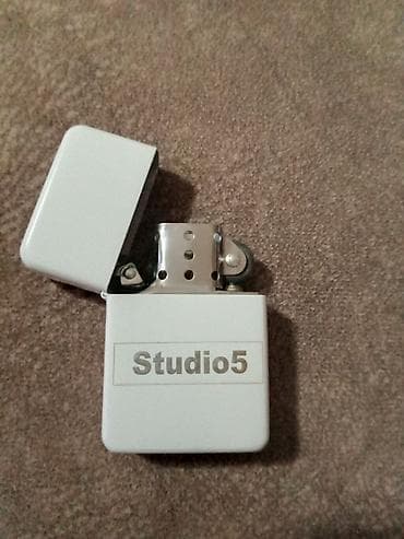 Personalizovani benzinski upaljači sa gravurom i štampom - Metalni at lalafo.rs — 4 Personalizovani benzinski upaljači sa gravurom i štampom - Metalni — 4