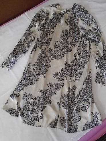 H&M haljina/tunika naznačene veličine S, model oversized, može i na lalafo.rs — 6 H&M haljina/tunika naznačene veličine S, model oversized, može i — 6