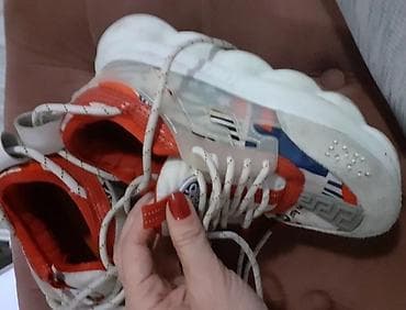 Versace chain raction, broj 37 na lalafo.rs — 2 Versace chain raction, broj 37 — 2