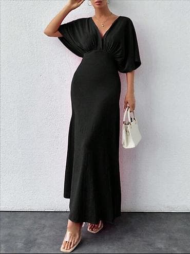 Elegantna crna maksi haljina sa V izrezom i kimono rukavima u XS/S na lalafo.rs — 1 Elegantna crna maksi haljina sa V izrezom i kimono rukavima u XS/S — 1